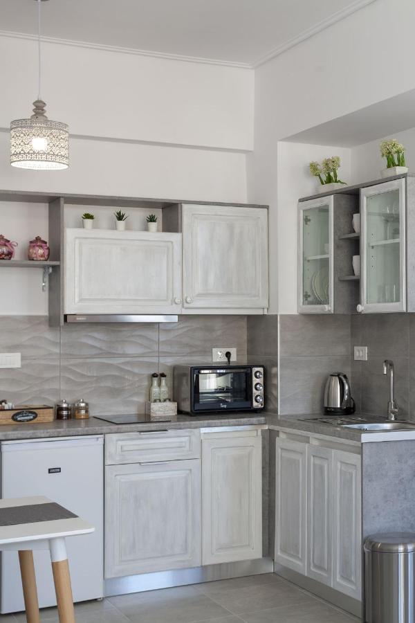Fedias Luxury Flat Psyrri Square Apartment เอเธนส์ ภายนอก รูปภาพ